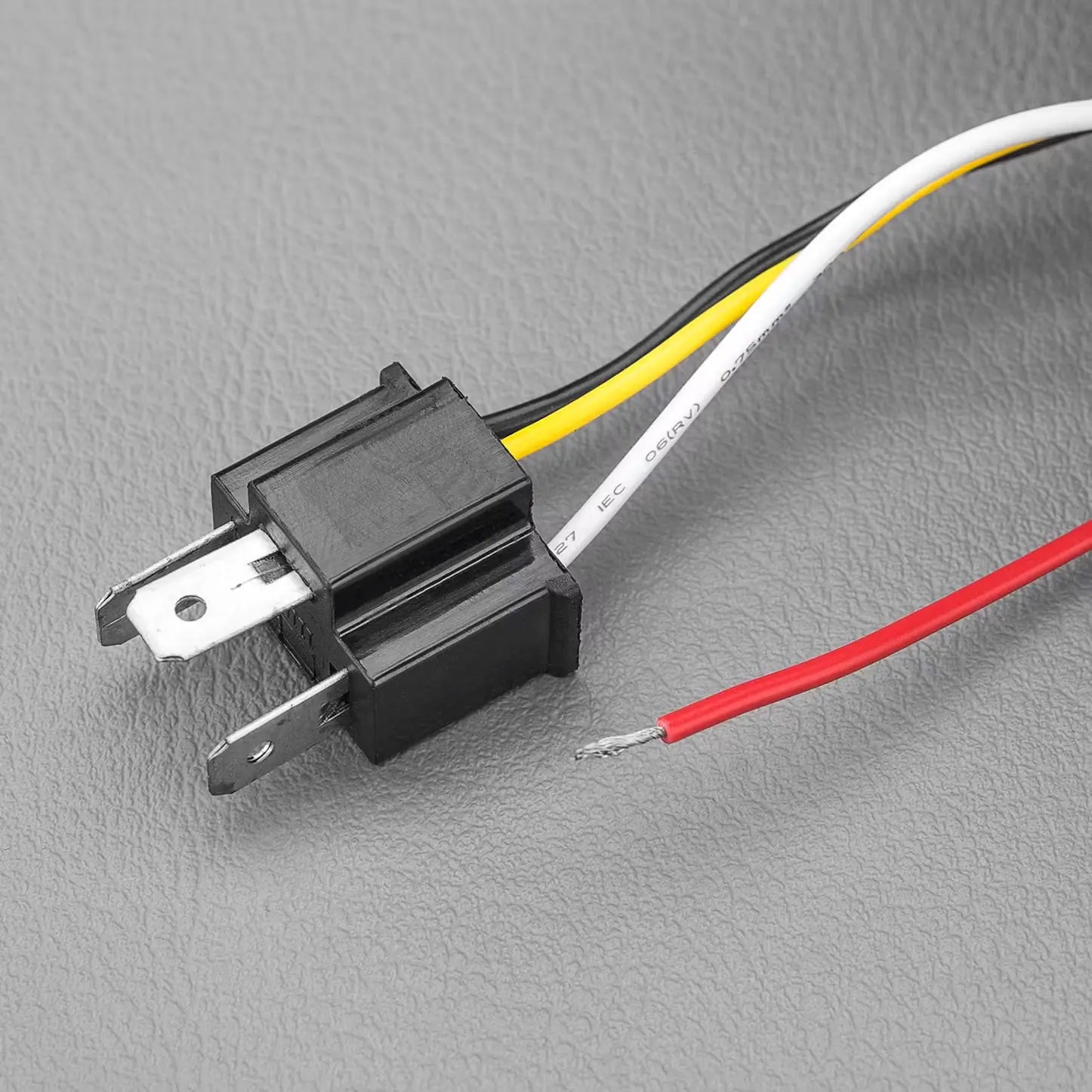 Stedi Carbon 7 Inch LED Headlight - Black (5700k)