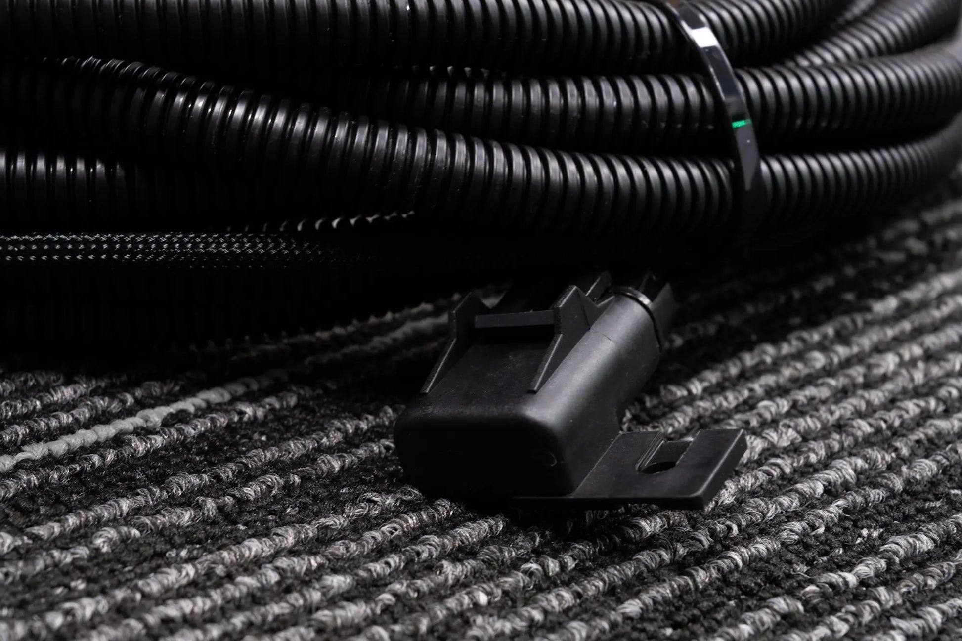 Caravan Wiring Harness for ESC - 7 Metre, 5mm Twin Core, 30A Fused Anderson Plug