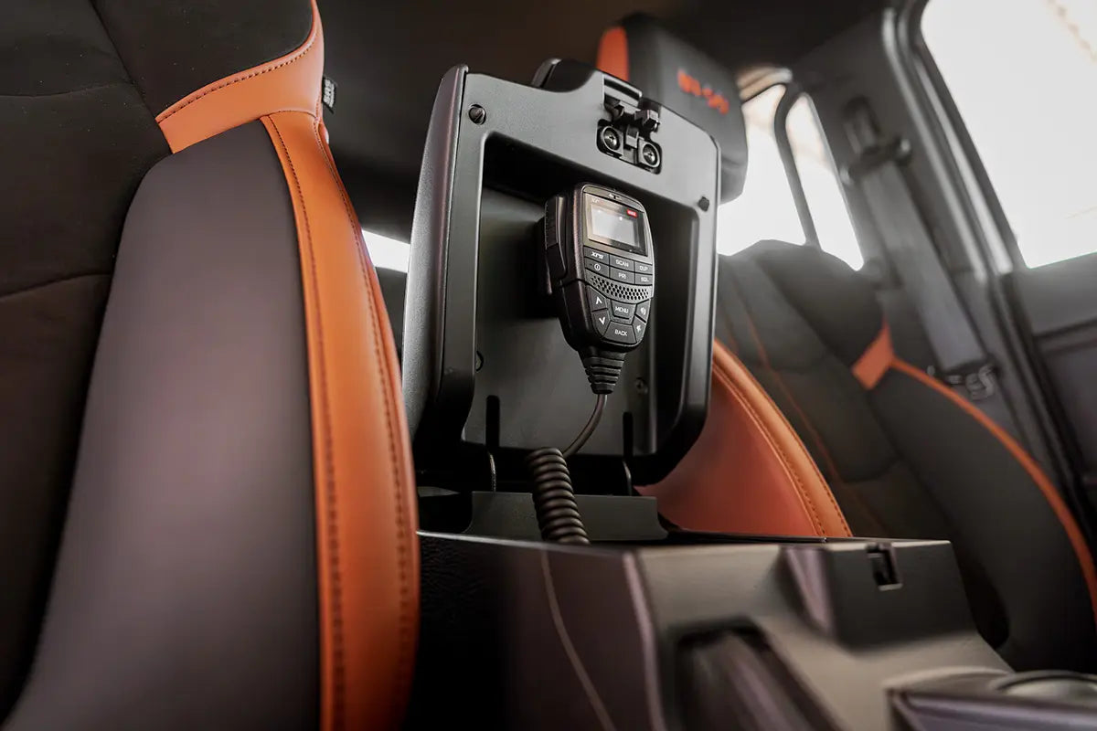 Mazda BT-50 (2021+) Heavy Duty UHF Communications Kit - GME XRS Connect